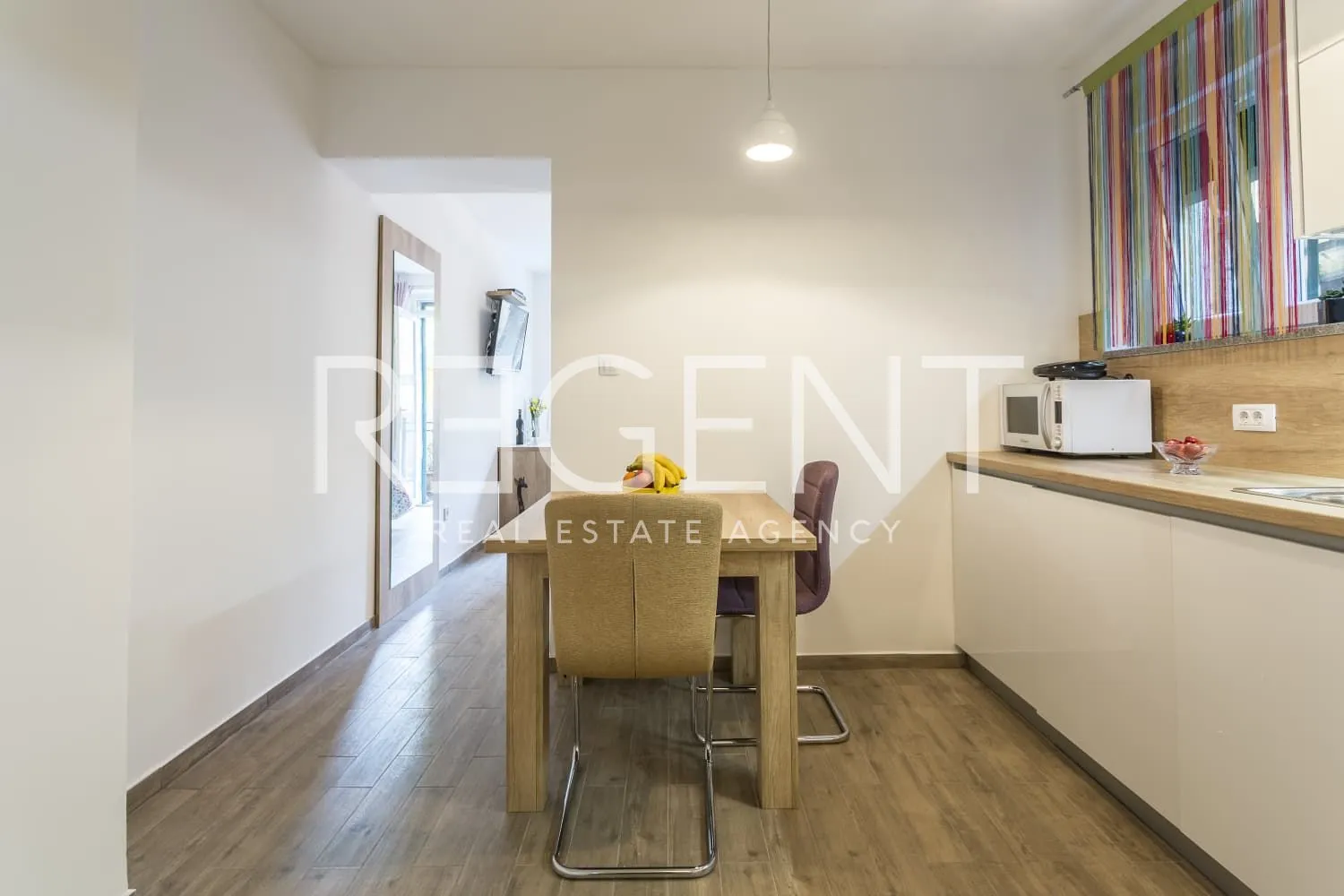 split, bačvice - stan s 3 apartmanske jedinice i prostranim vrtom - slika 3