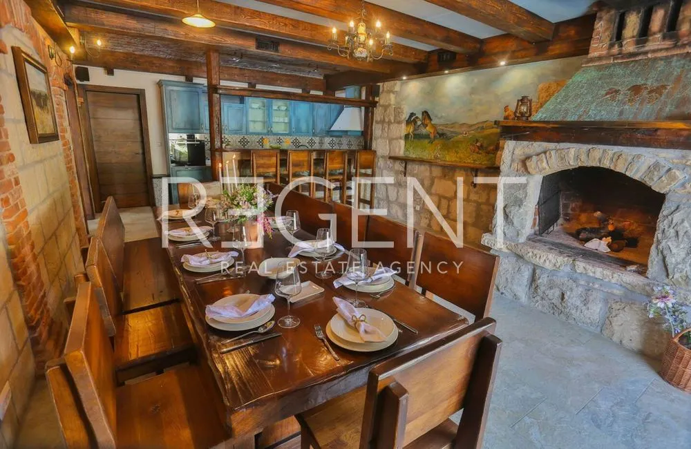 split, kučine - luksuzna vila 700 m2 - slika 17