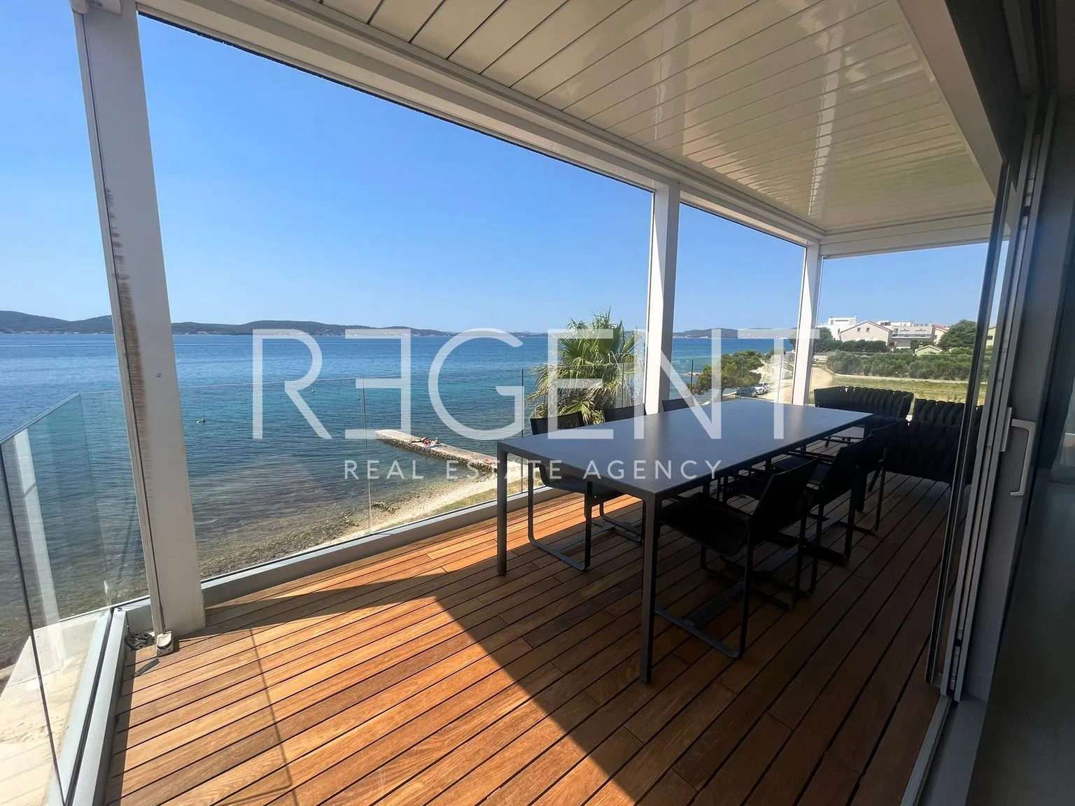 zadar, sukošan - luksuzan penthouse prvi red do mora - slika 27