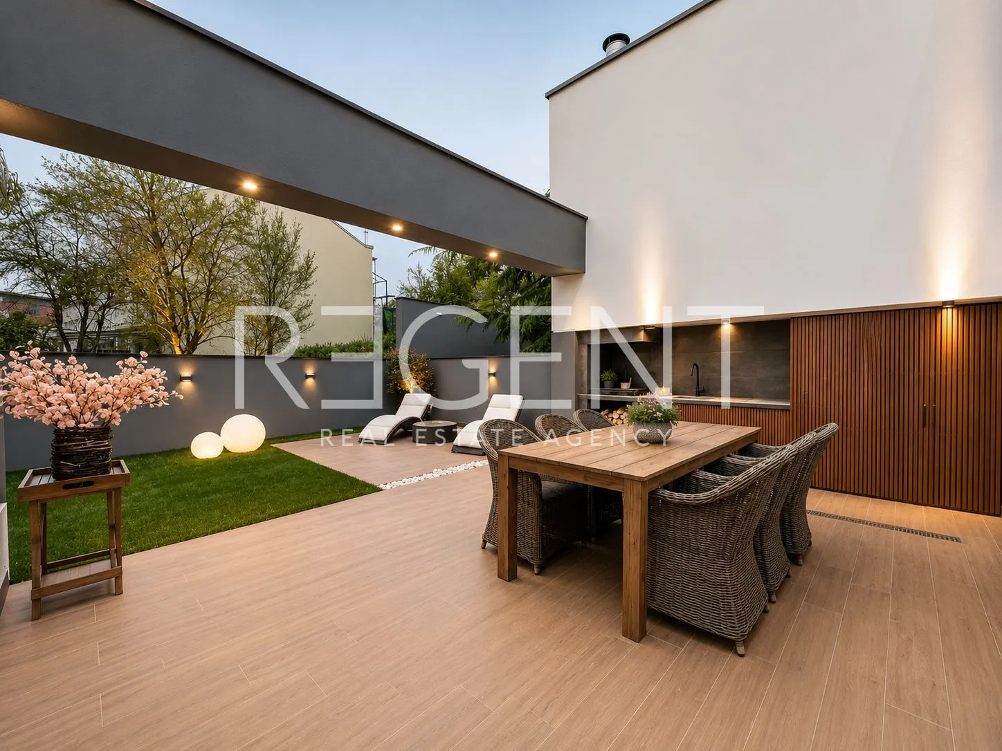 kuća 370 m², maksimir — 4 spavaće sobe, vrt, garaža - slika 15