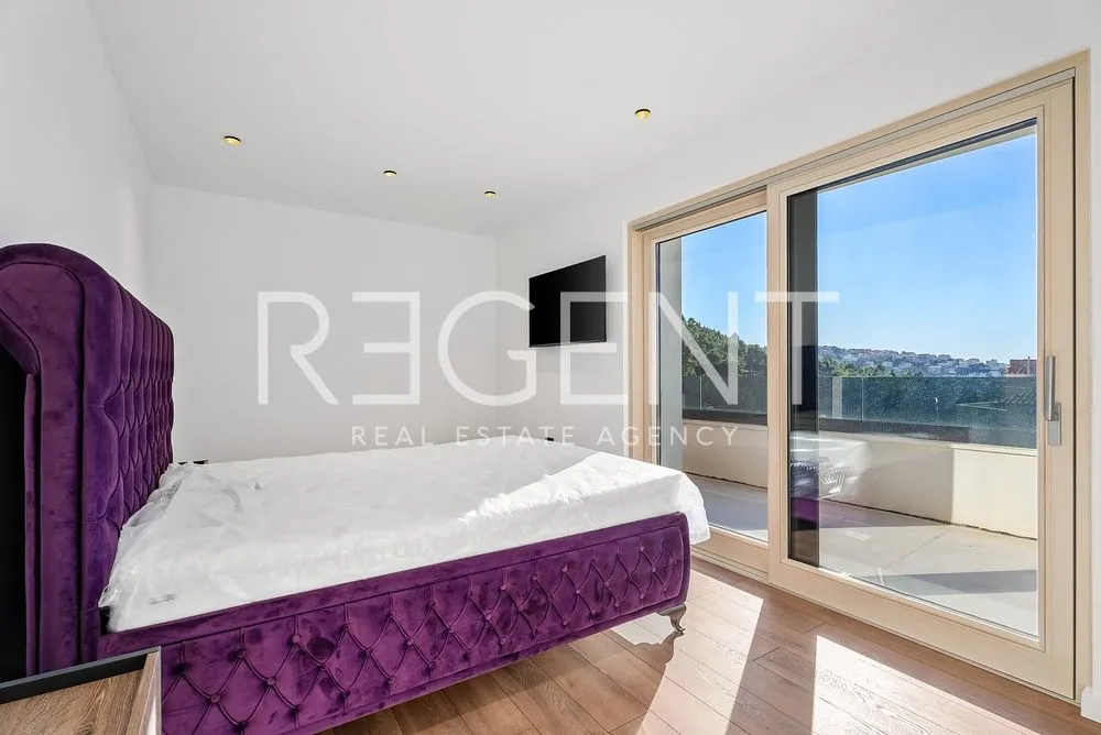 split, strožanac - moderna vila s pogledom na more, bazenom i pomoćnim objektom 50 m2 - slika 3