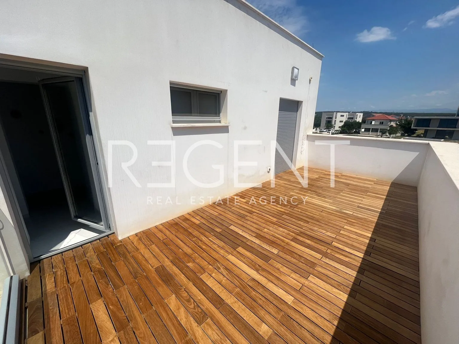 zadar, sukošan - luksuzan penthouse prvi red do mora - slika 19