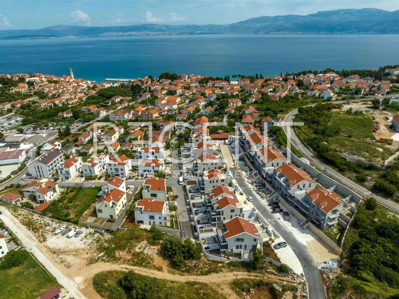 brač, sutivan - trosoban stan u stambenom kompleksu 97,84 m2 - slika 4