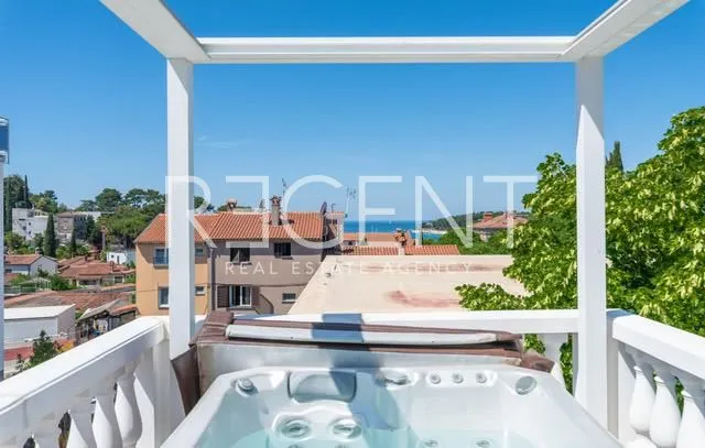 rovinj – luksuzna vila s bazenom i pogledom na more - slika 19