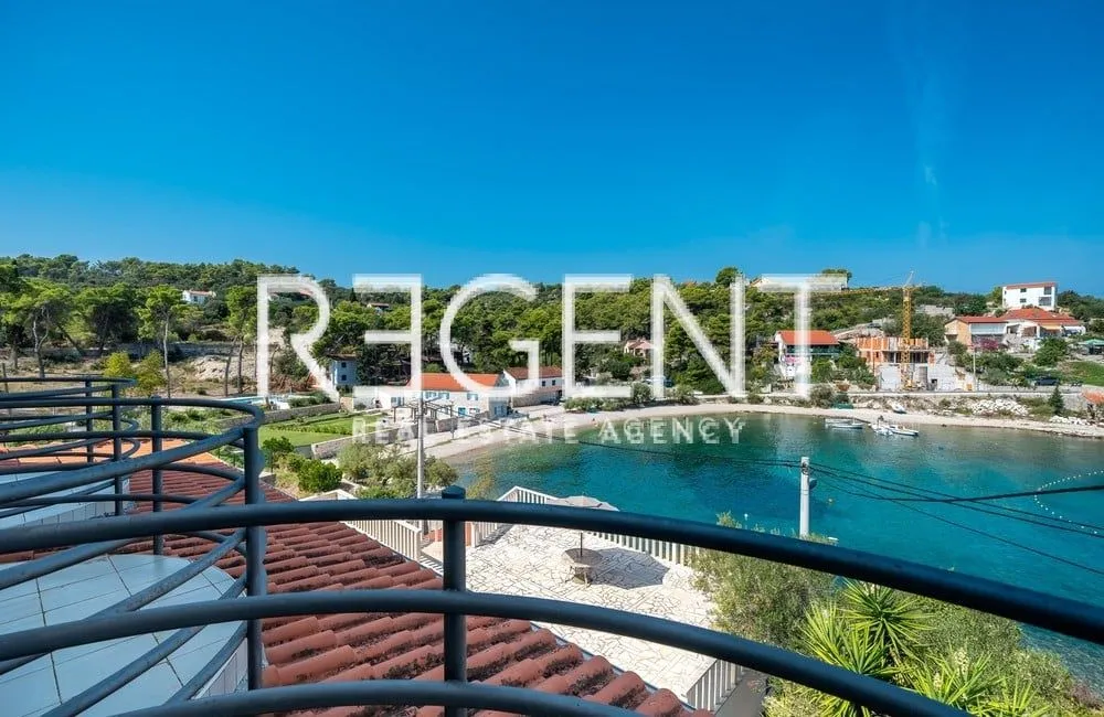 šolta, rogač - mediteranska vila prvi red uz more 264 m2 ekskluzivna prodaja - slika 18
