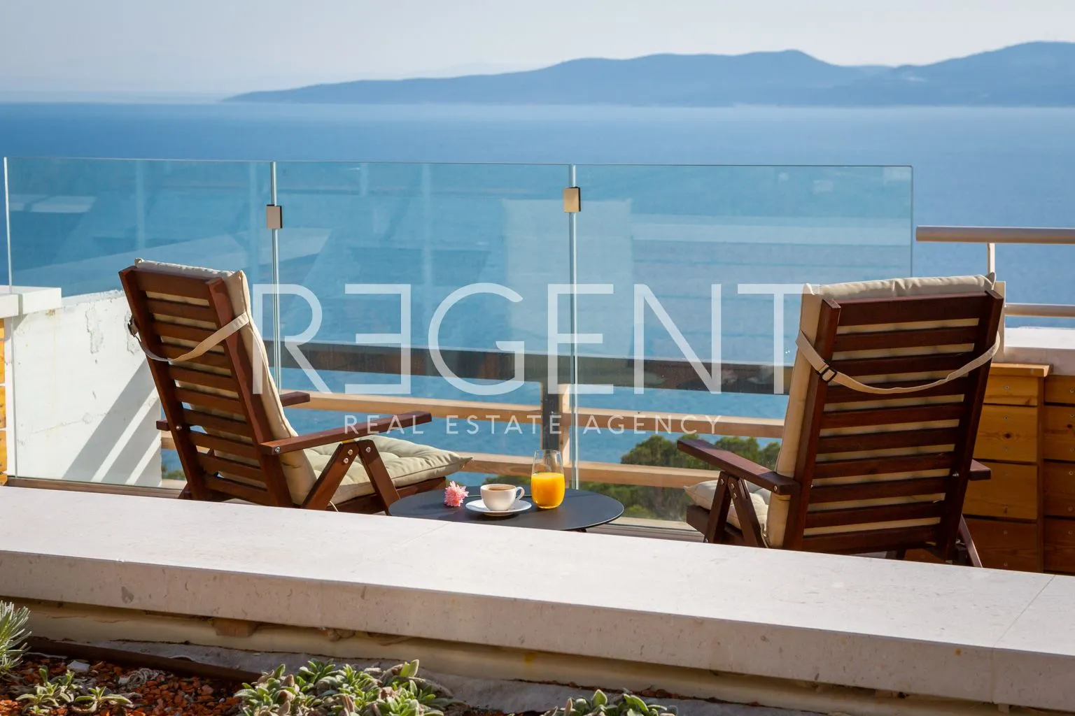 omiš – ekskluzivna vila s bazenom i panoramskim pogledom - slika 29