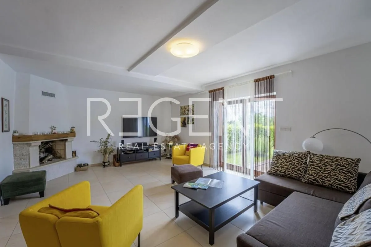 istra, sveti lovreč - autentična kamena vila 280 m2 - slika 11