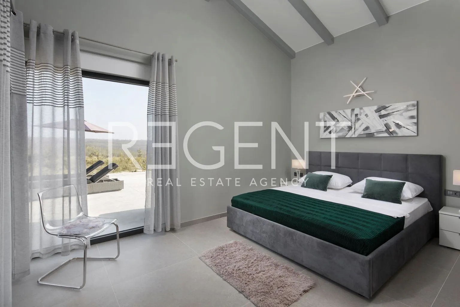 vila 250 m², vodnjan-okolica — bazen 78 m², okućnica 1600m2 - slika 14