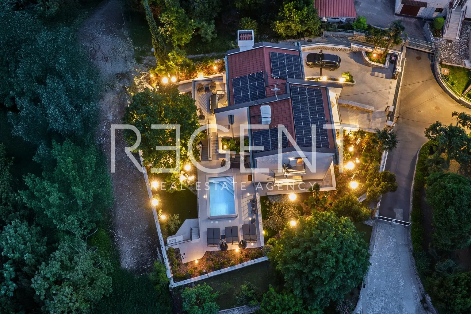 kvarner, opatija - luksuzna vila na prekrasnoj lokaciji - slika 83