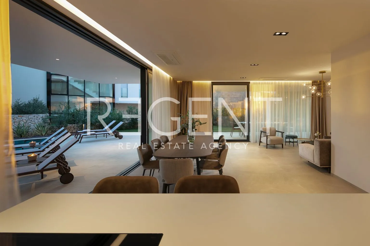 sukošan – luksuzna moderna vila s bazenom 495 m2 - slika 14