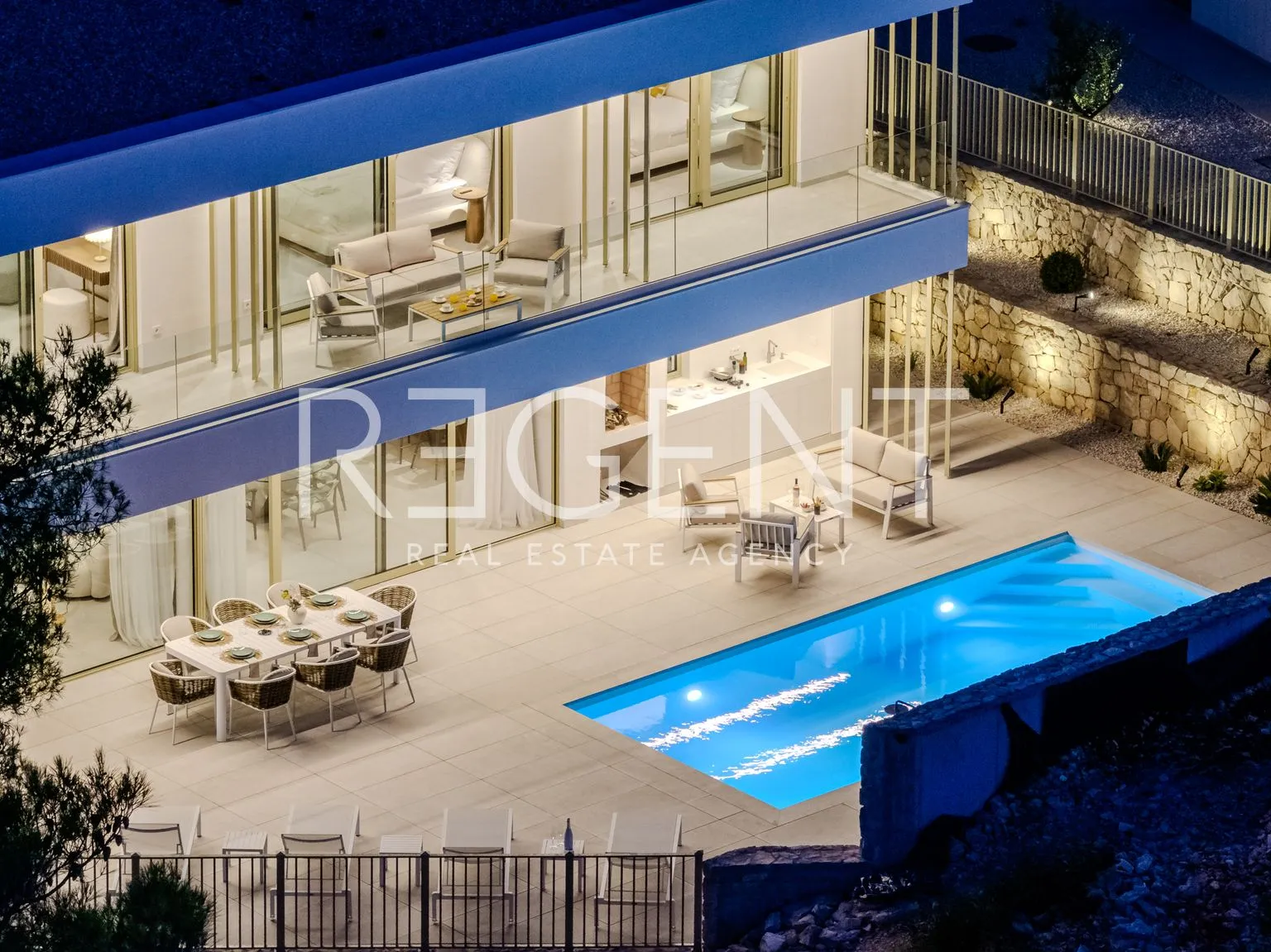 brač, sutivan - predivna vila u blizini mora, 274m2 - slika 3