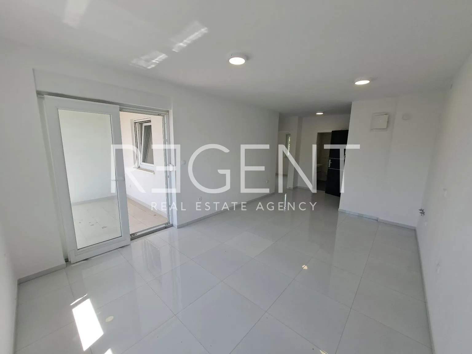 crikvenica - trosoban stan 56 m2 novogradnja - slika 4