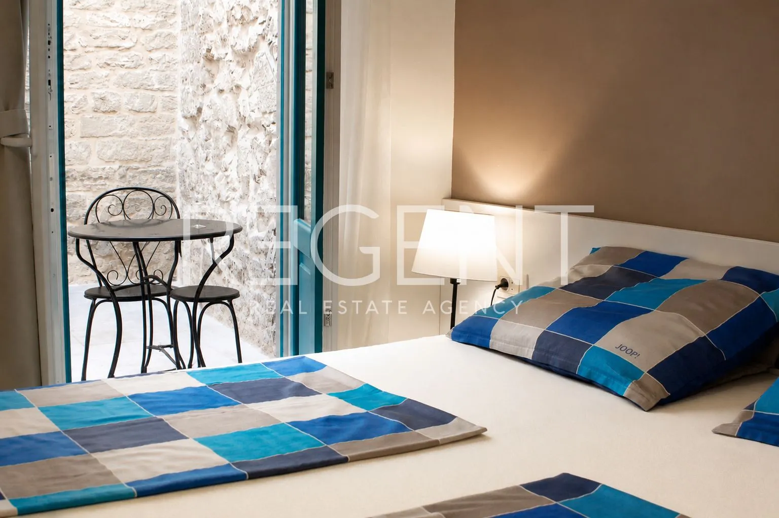 šibenik, centar – potpuno uređena kuća s 4 apartmana - slika 5