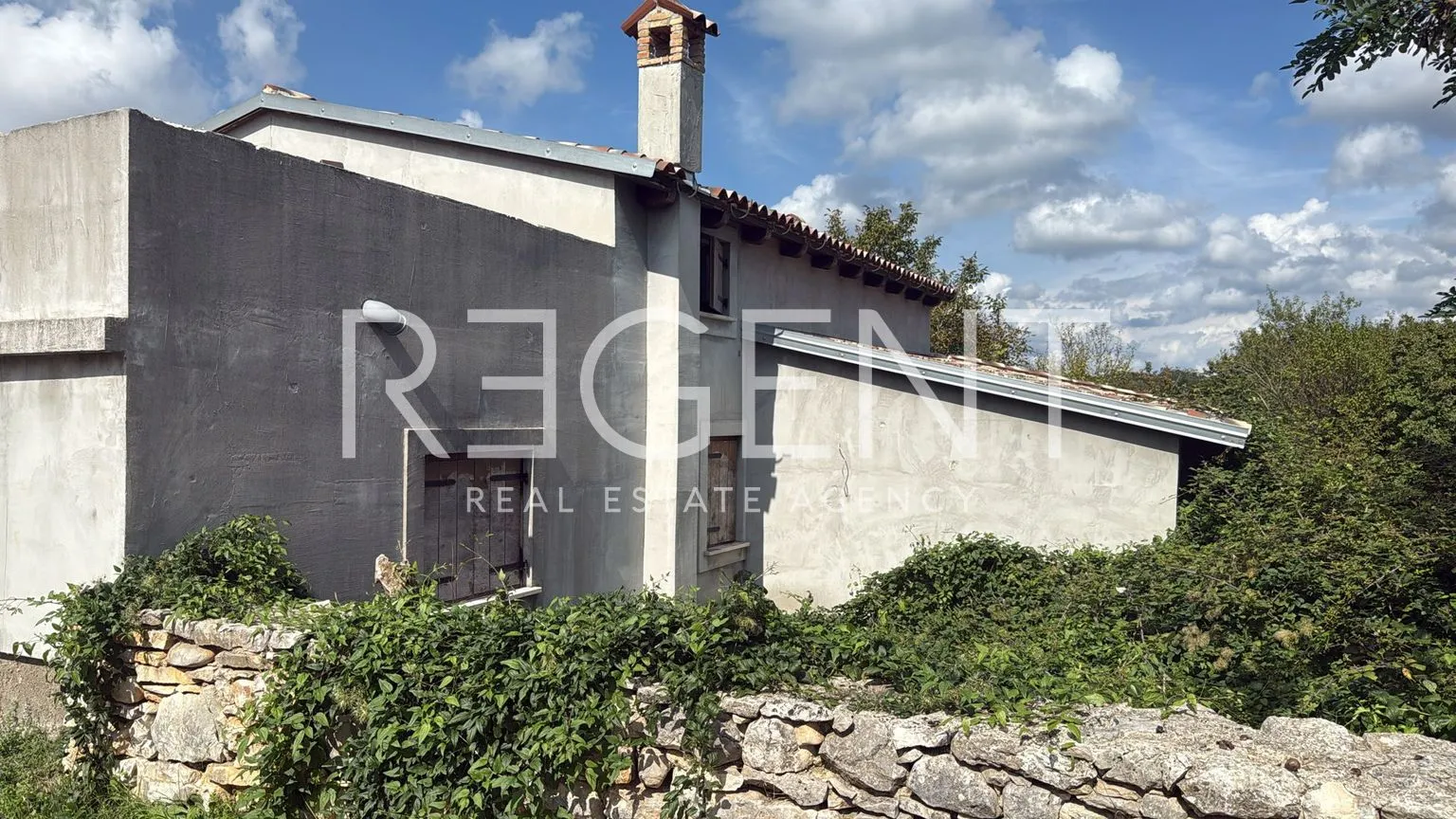 Svetvinčenat – Kuća za renovaciju