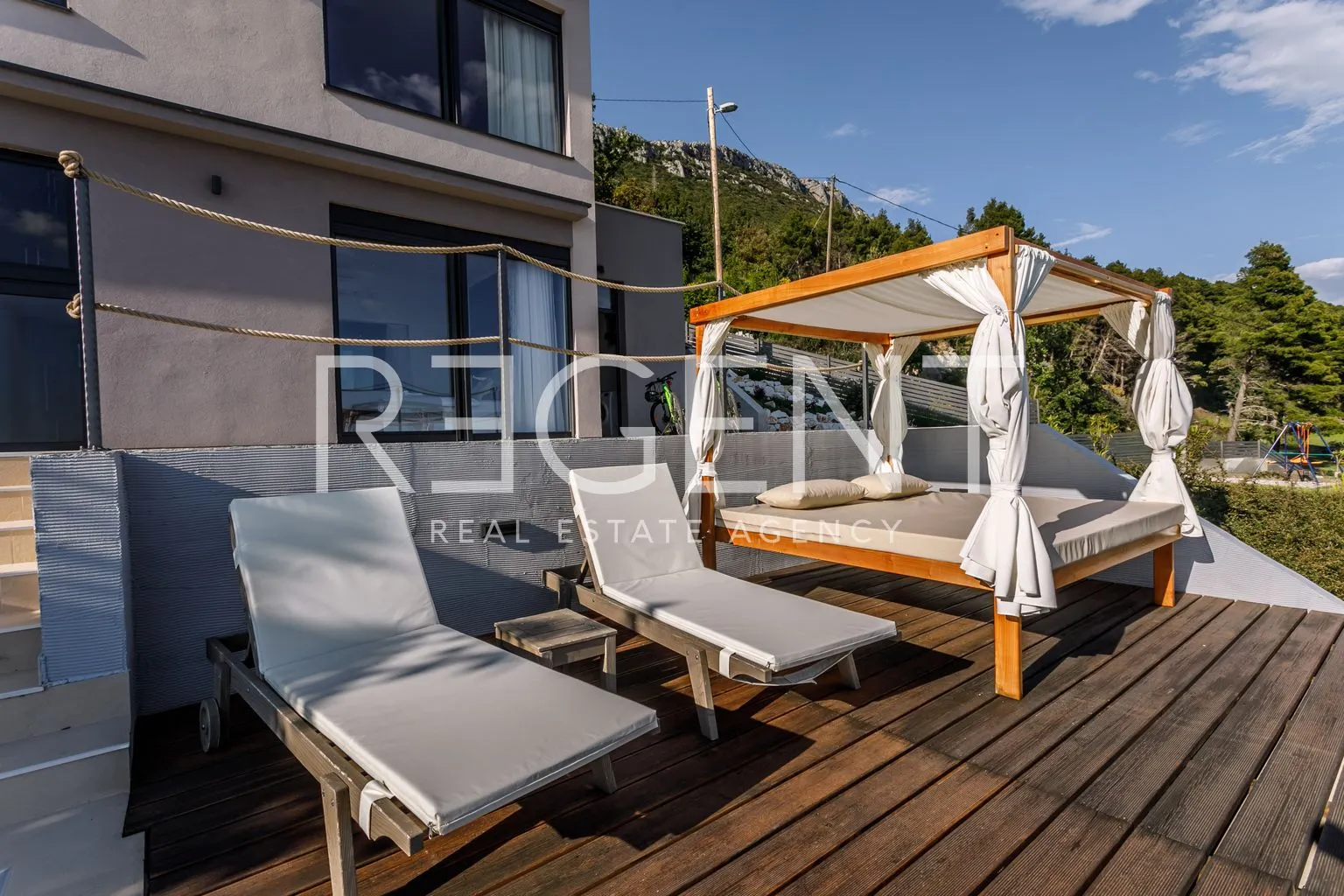 vila 232 m², kaštel stari — 4ss, grijani bazen, pogled na more - slika 36