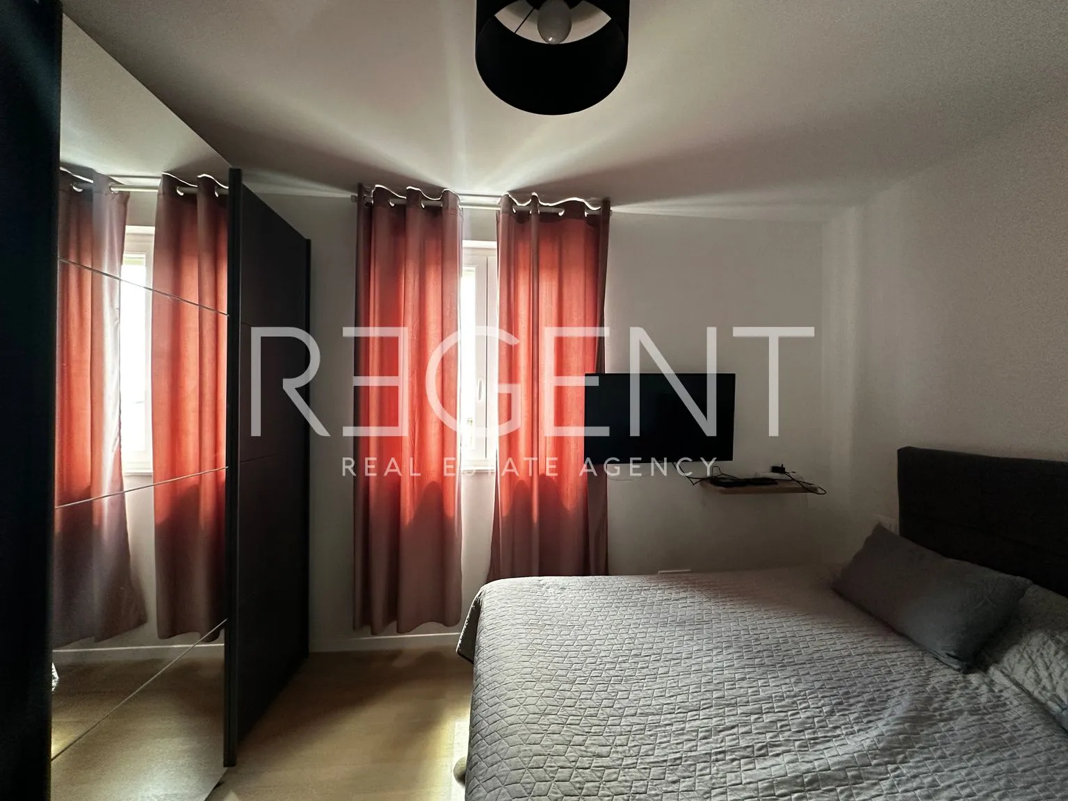 kila, split- dvosoban stan 51 m2 s balkonom - slika 9