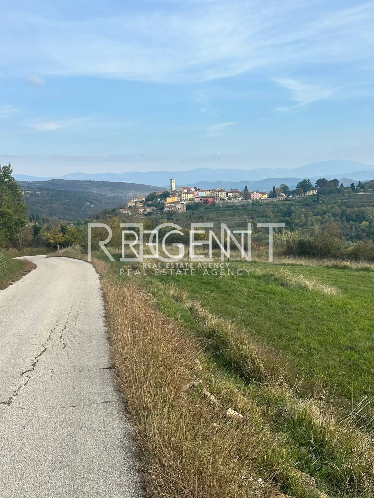 istra, oprtalj – građevinsko zemljišto s projektom - slika 10