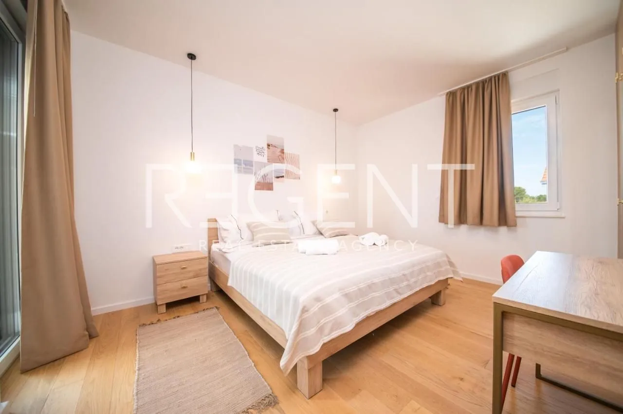 zadar, vrsi – trosobni apartmani s bazenom i pogledom na more - slika 19