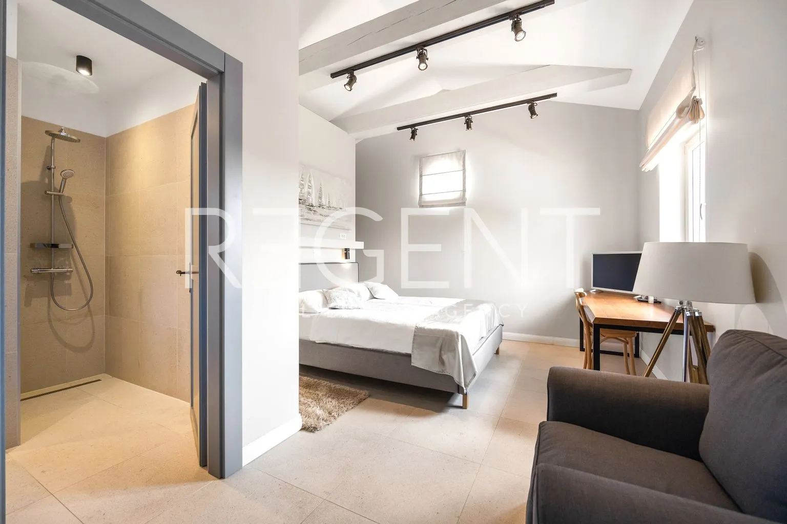 istra - prekrasna vila s bazenom 160 m2 - slika 3