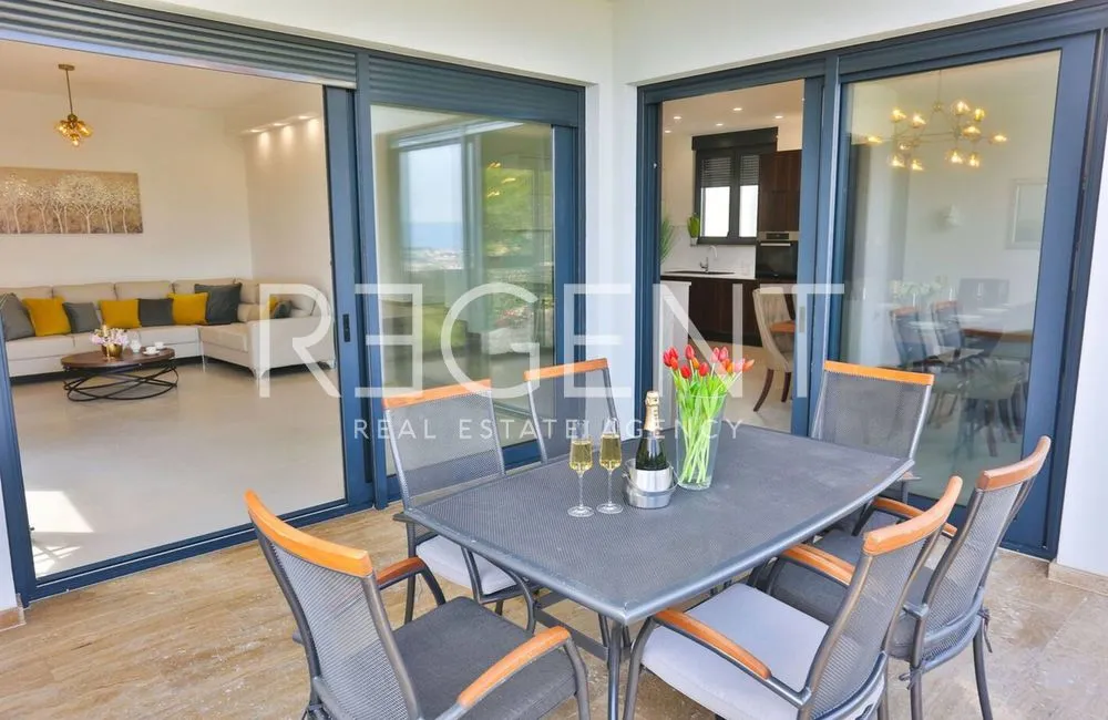 split, kučine - luksuzna vila 700 m2 - slika 14
