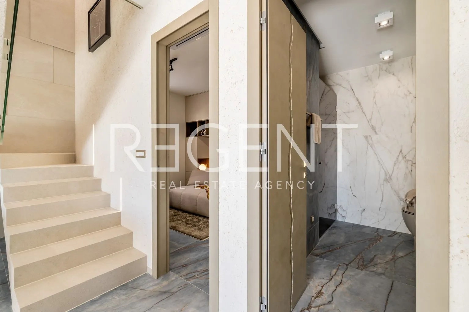 split, kaštel lukšić - luksuzni penthouse 110 m2 s terasom - slika 23