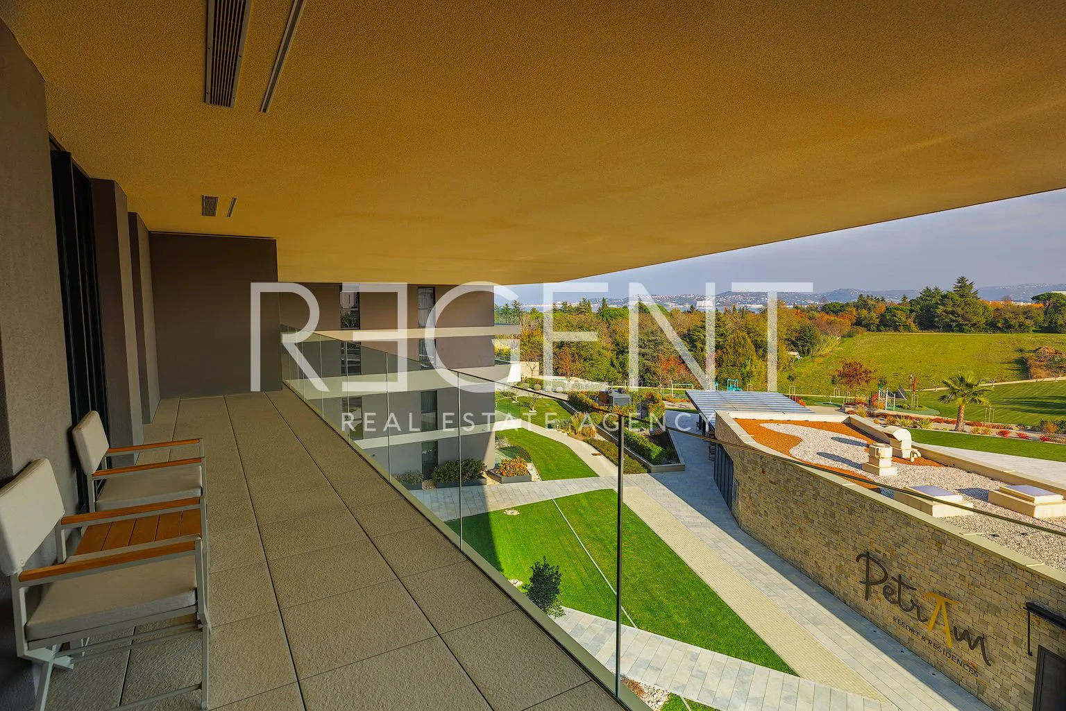 istra, petram resort – apartman 99,00 m², 2ss, 1. kat, pogled na park - slika 16