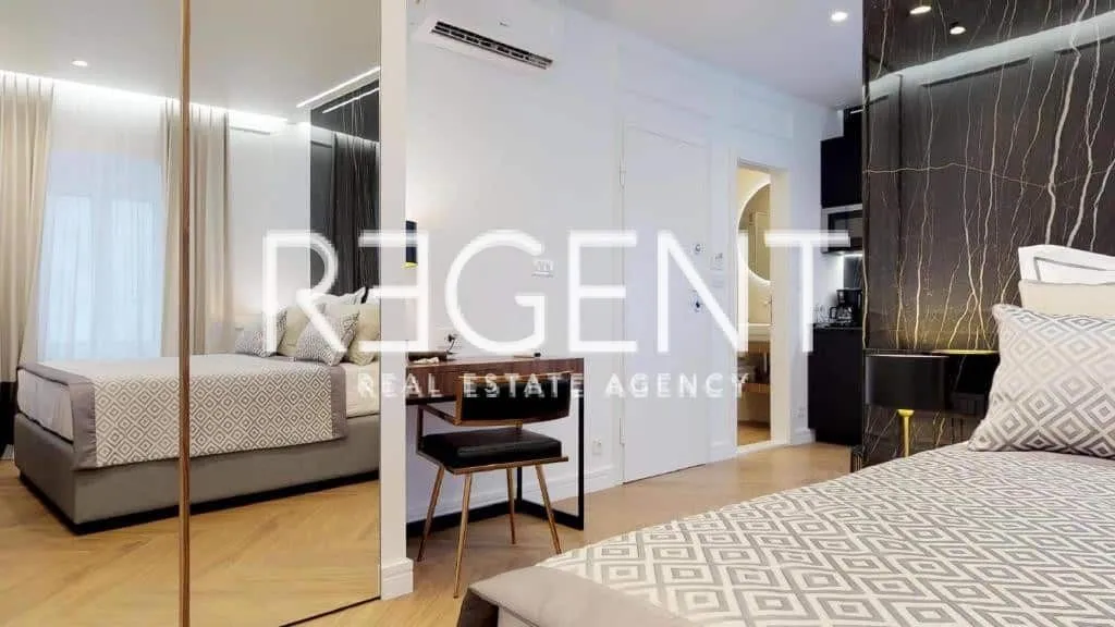 split, centar - dioklecijanova palača dva studio apartmana 65 m2 - slika 3