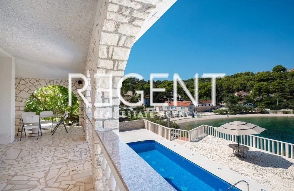 šolta, rogač - mediteranska vila prvi red uz more 264 m2 ekskluzivna prodaja - slika 8