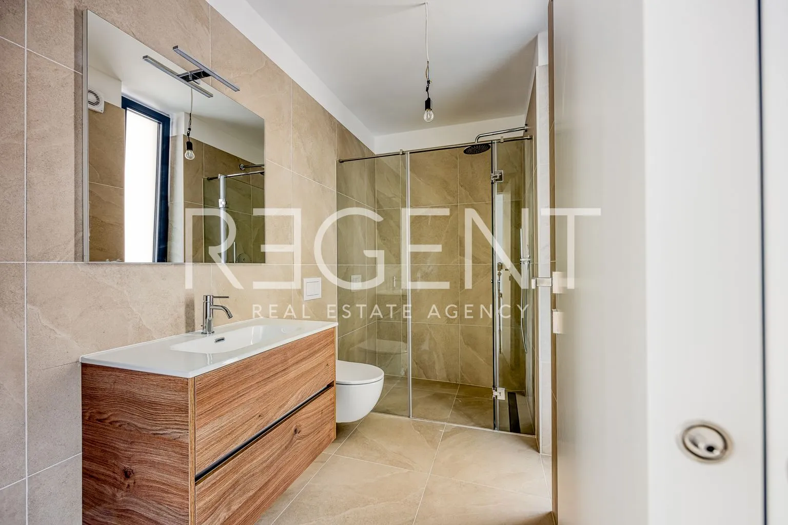 istra, novigrad - trosoban apartman u luksuznom stambenom kompleksu - slika 9