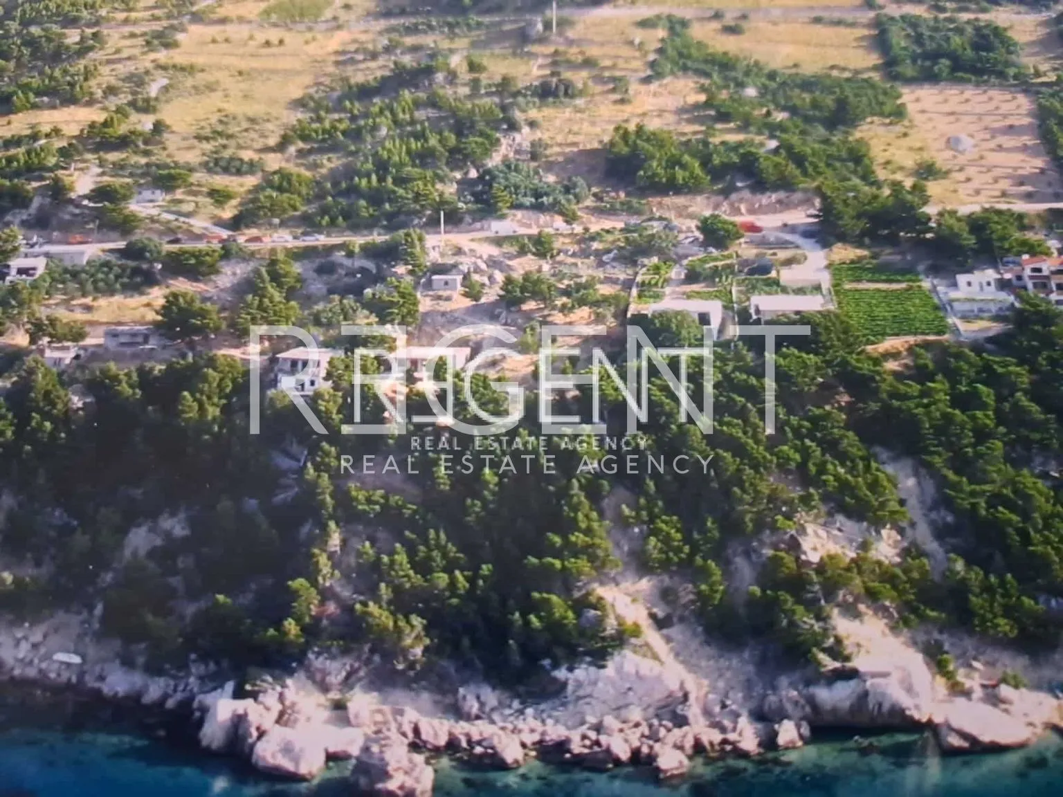 omiš, marušići - ekskluzivno zemljište prvi red do mora, 4100m2 - slika 14