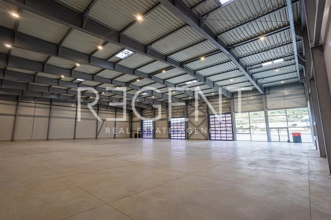 trogir, plano - trgovačko-prodajno skladište 1600 m2 - slika 15