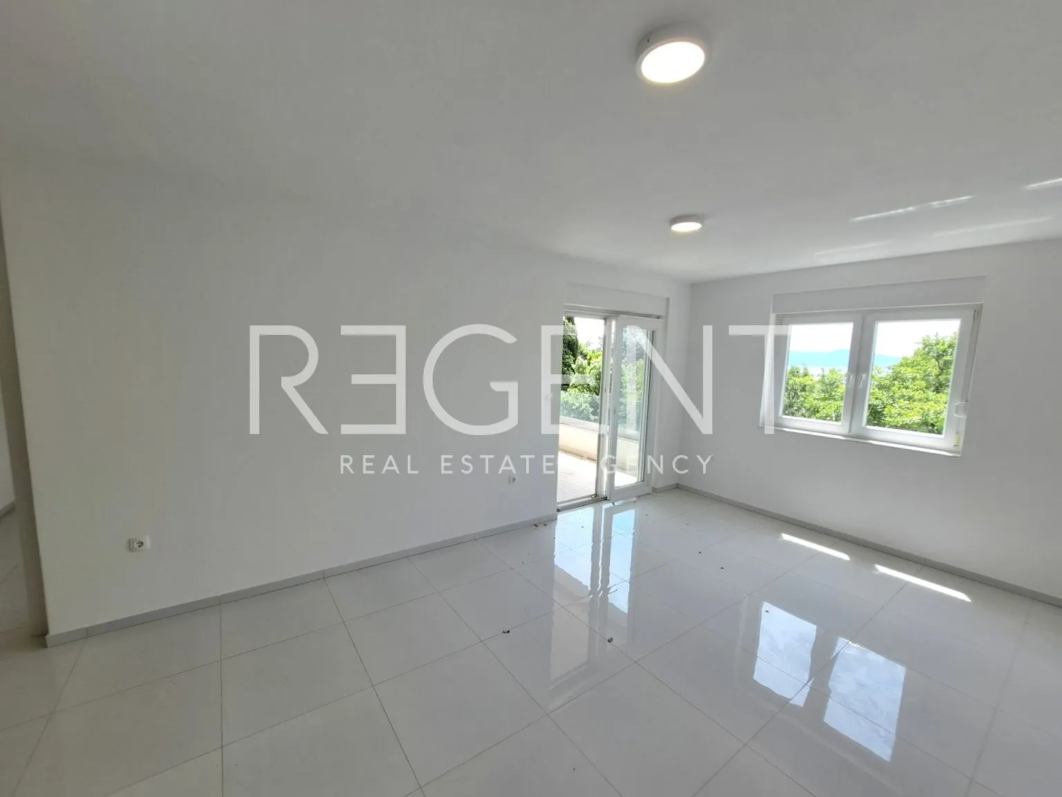 crikvenica - trosoban stan 58 m2 novogradnja - slika 4