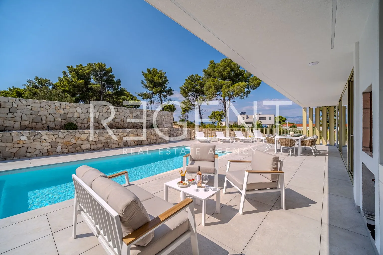brač, sutivan - predivna vila u blizini mora 274m2 - slika 18