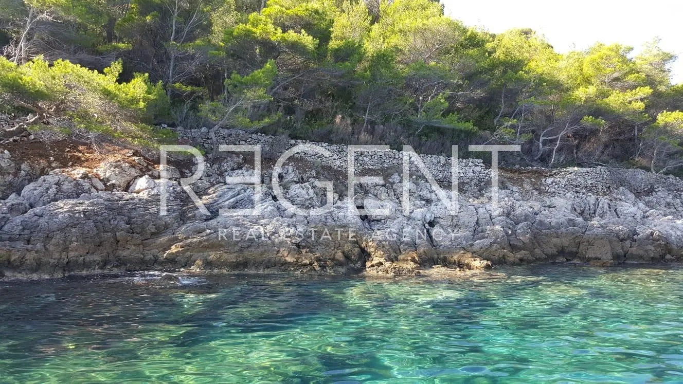 vis - poljoprivredno zemljište 9.000 m2 - slika 1