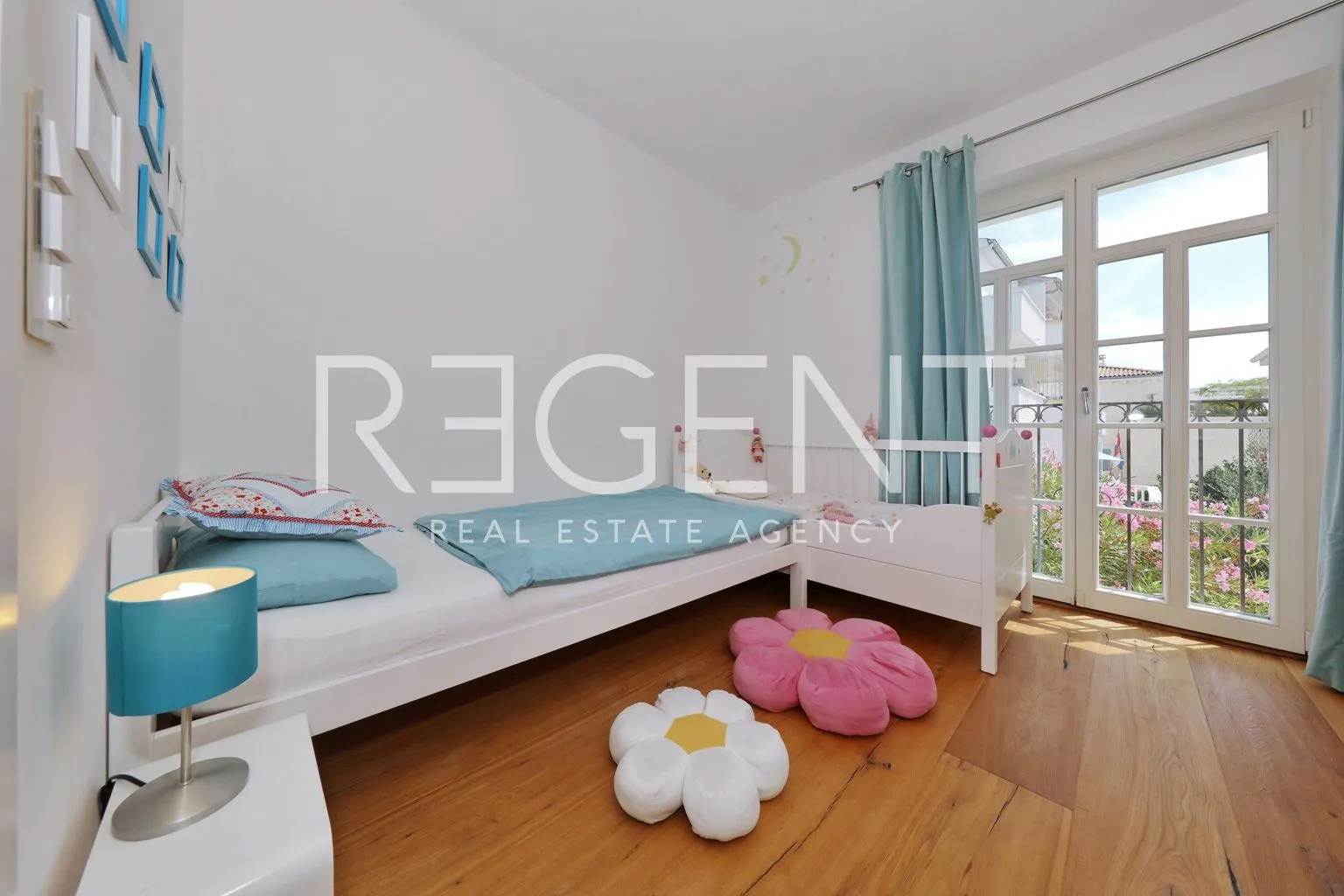 zadar - luksuzna vila prvi red uz more 210 m2 - slika 6