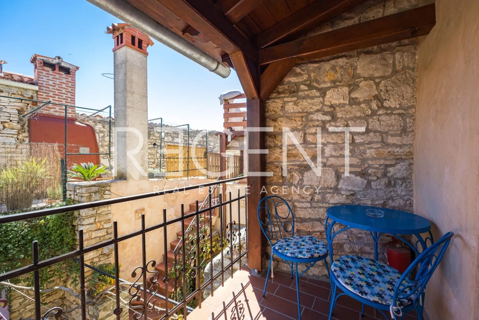 istra, bale – šarmantna kuća sa konobom i pet apartmana - slika 17