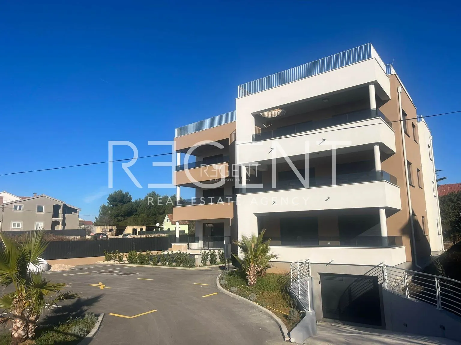 zadar, sukošan - luksuzan četverosoban stan s bazenom 160 m2 novogradnja - slika 11