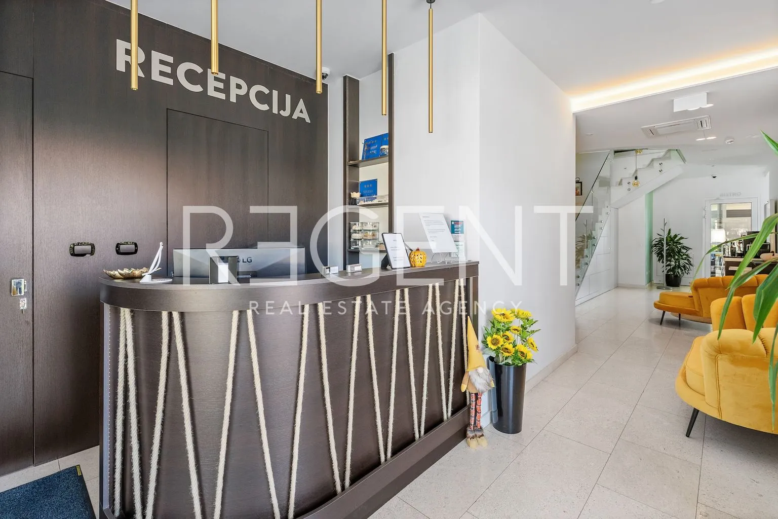 zadar, turanj – luksuzna vila s apartmanima, prvi red do mora - slika 3