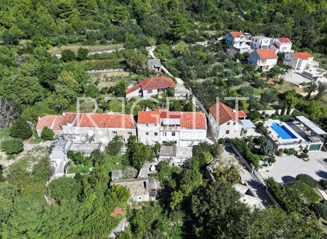 pelješac, orebić - autentična kamena kuća za adaptaciju - slika 2