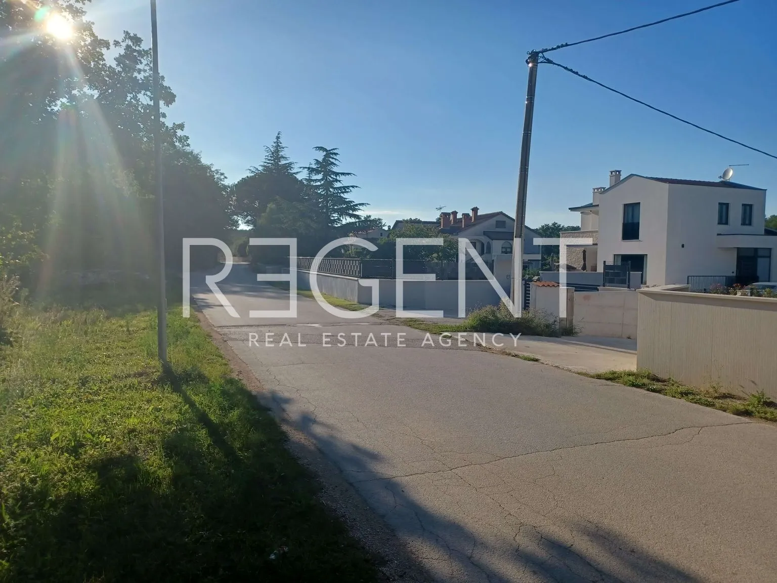 istra,tinjan - građevinsko zemljište 5459 m2 + poljoprivredno 1776 m2 - slika 3