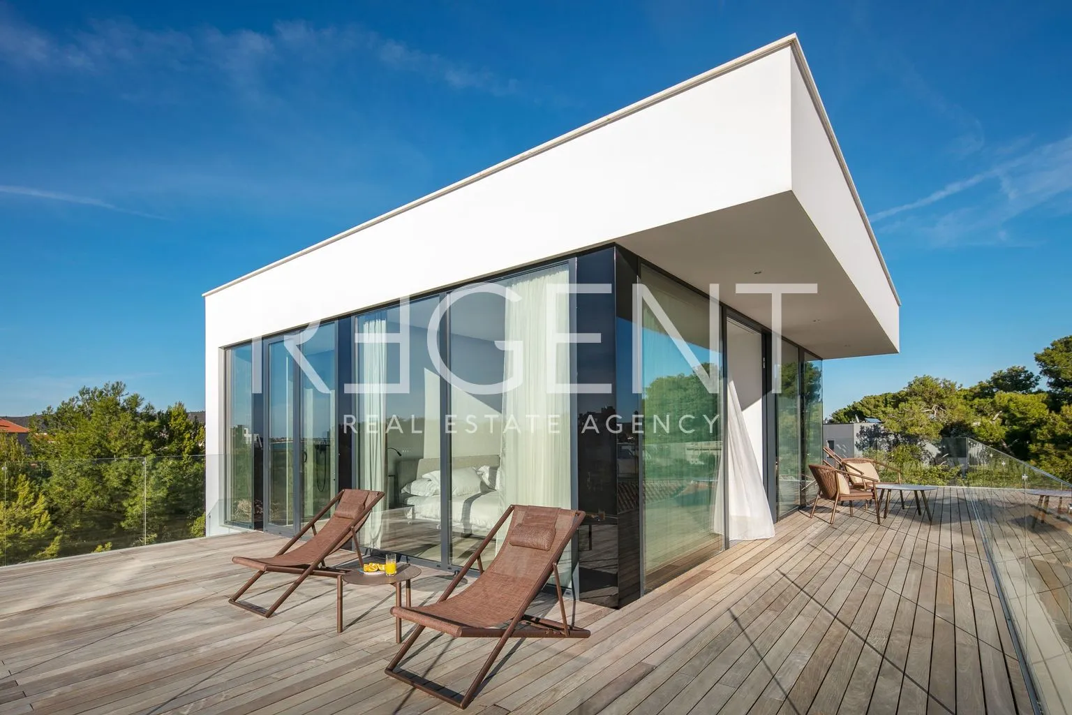 sukošan – luksuzna moderna vila s bazenom 495 m2 - slika 19
