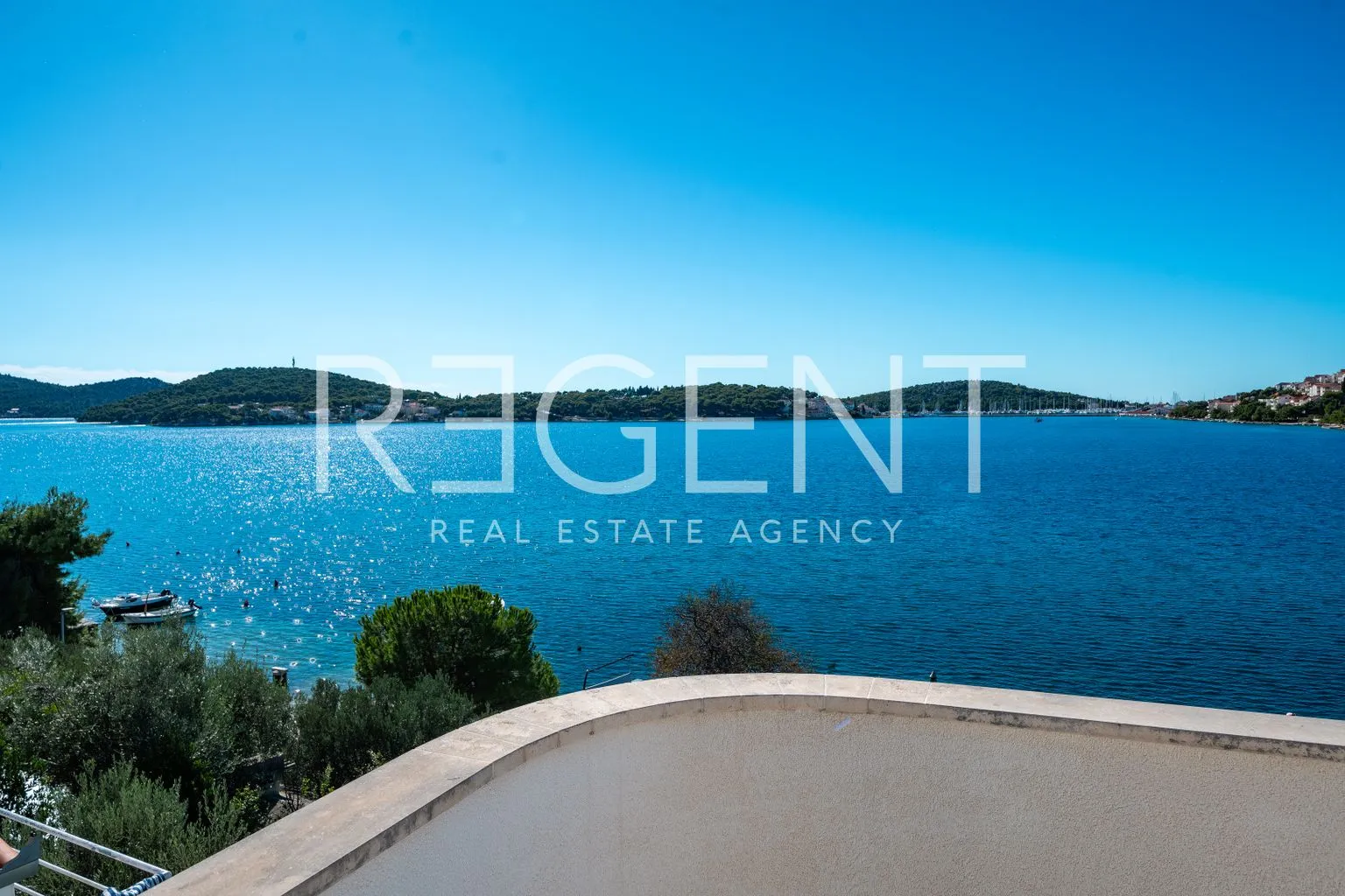 šibenik, rogoznica - kuća sa šest apartmana - slika 3