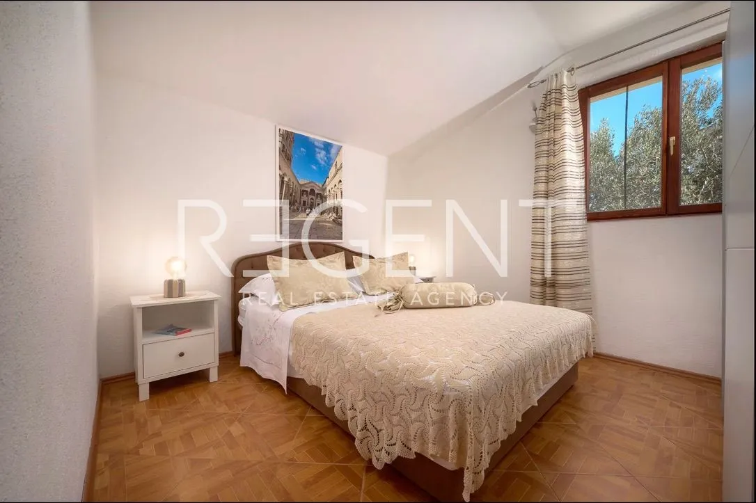 sevid na moru, kuća 118 m² — 3ss, dvorište, 100 m od mora - slika 8