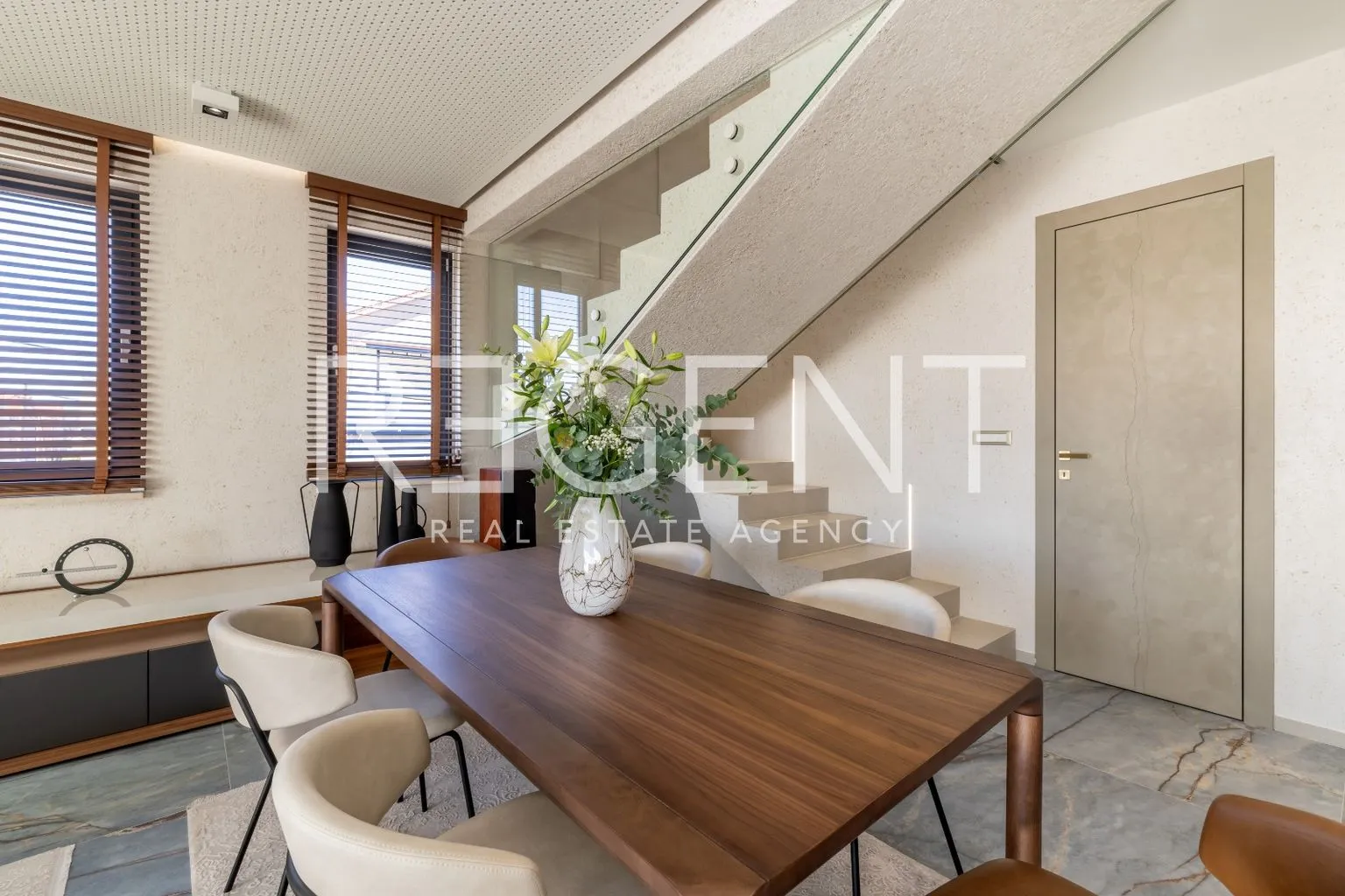 split, kaštel lukšić - luksuzni penthouse 110 m2 s terasom - slika 8