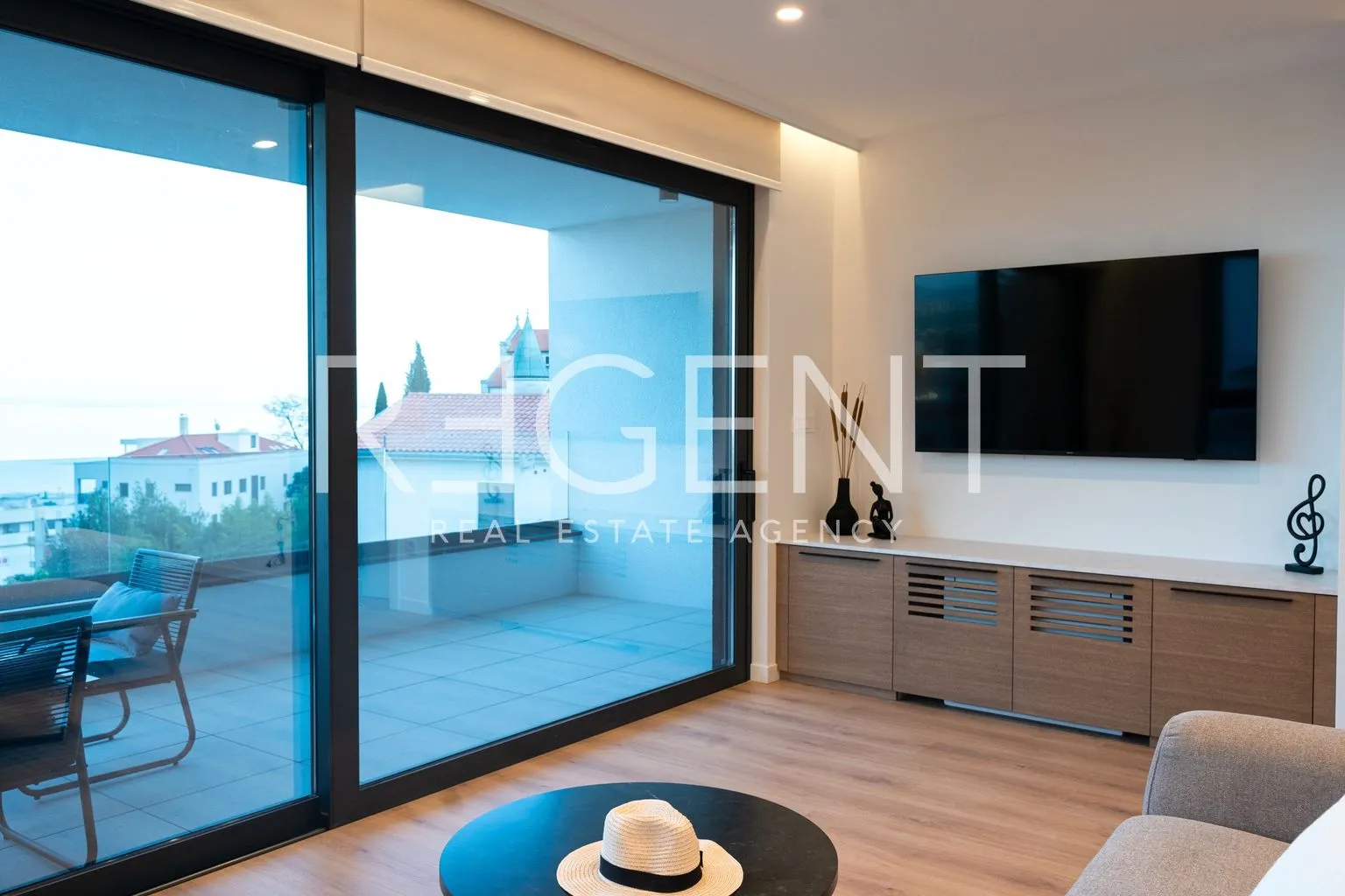 opatija – moderan trosoban stan s pogledom na more 139,9 m2 - slika 15