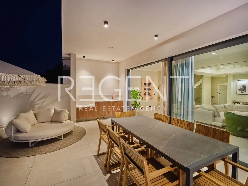 trogir - moderna villa sa pogledom na more 341 m2 - slika 9