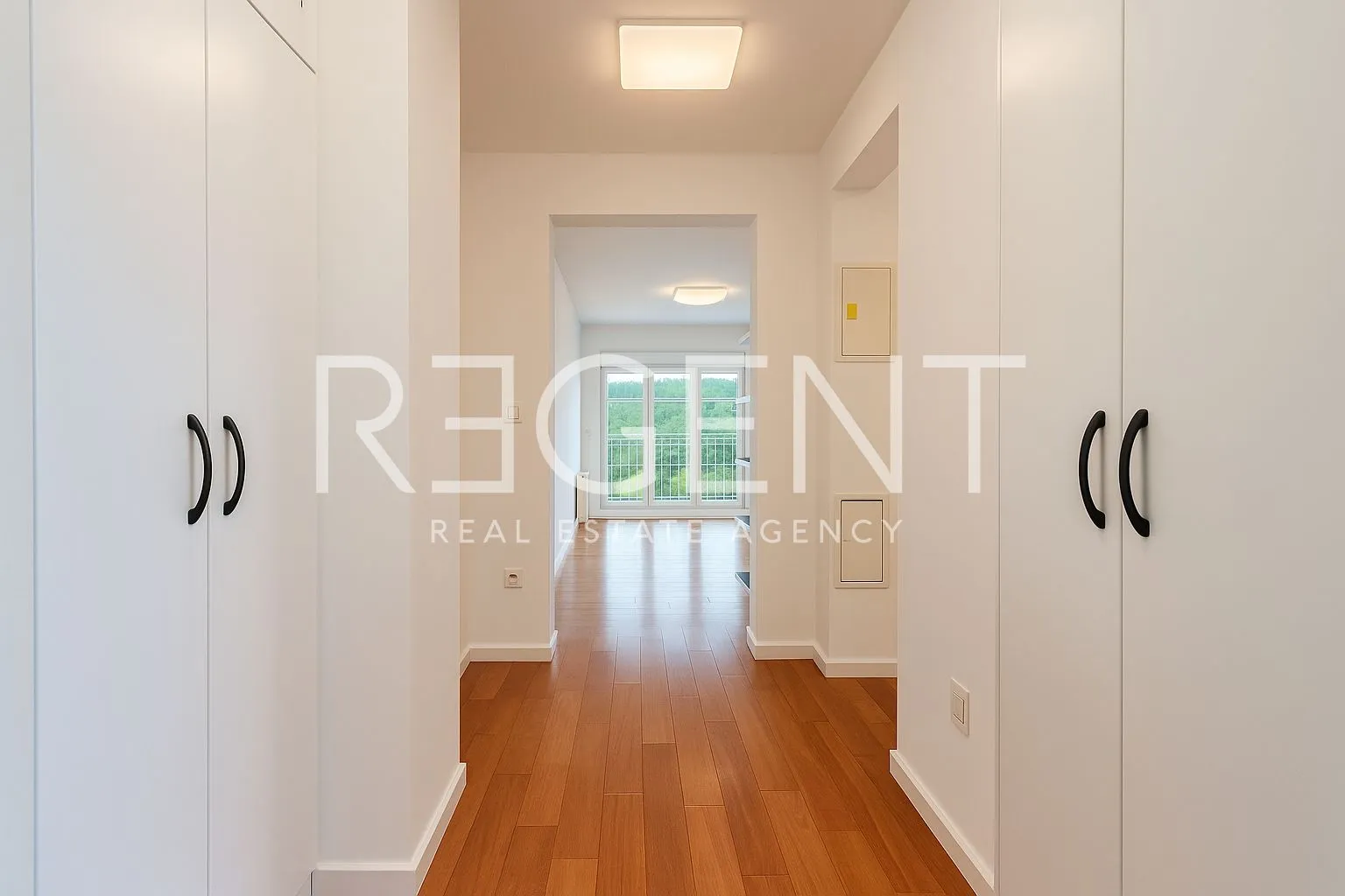 zagreb, podsljeme – trosoban penthouse 143 m² - slika 14