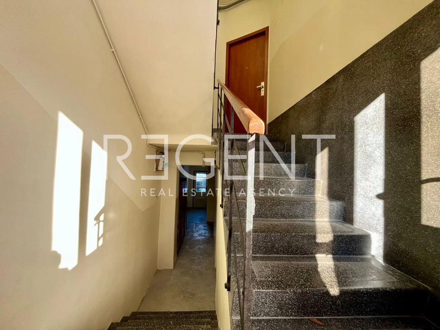 zagreb, trešnjevka - potpuno renoviran dvosoban stan - slika 16