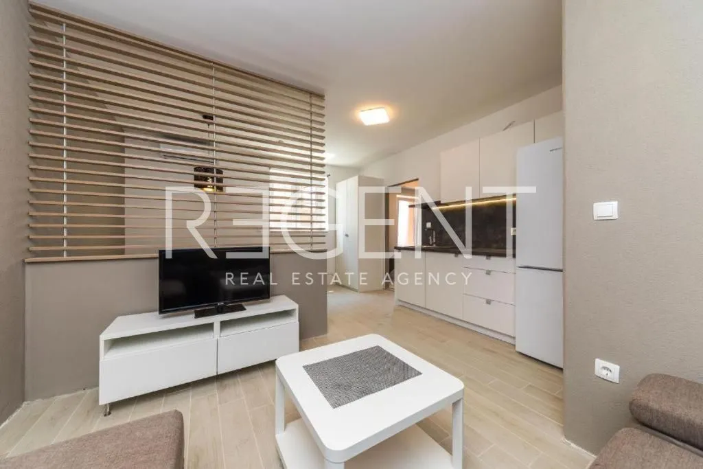 Makarska, Baška Voda - Apartmanska kuća s 18 smještajnih jedinica