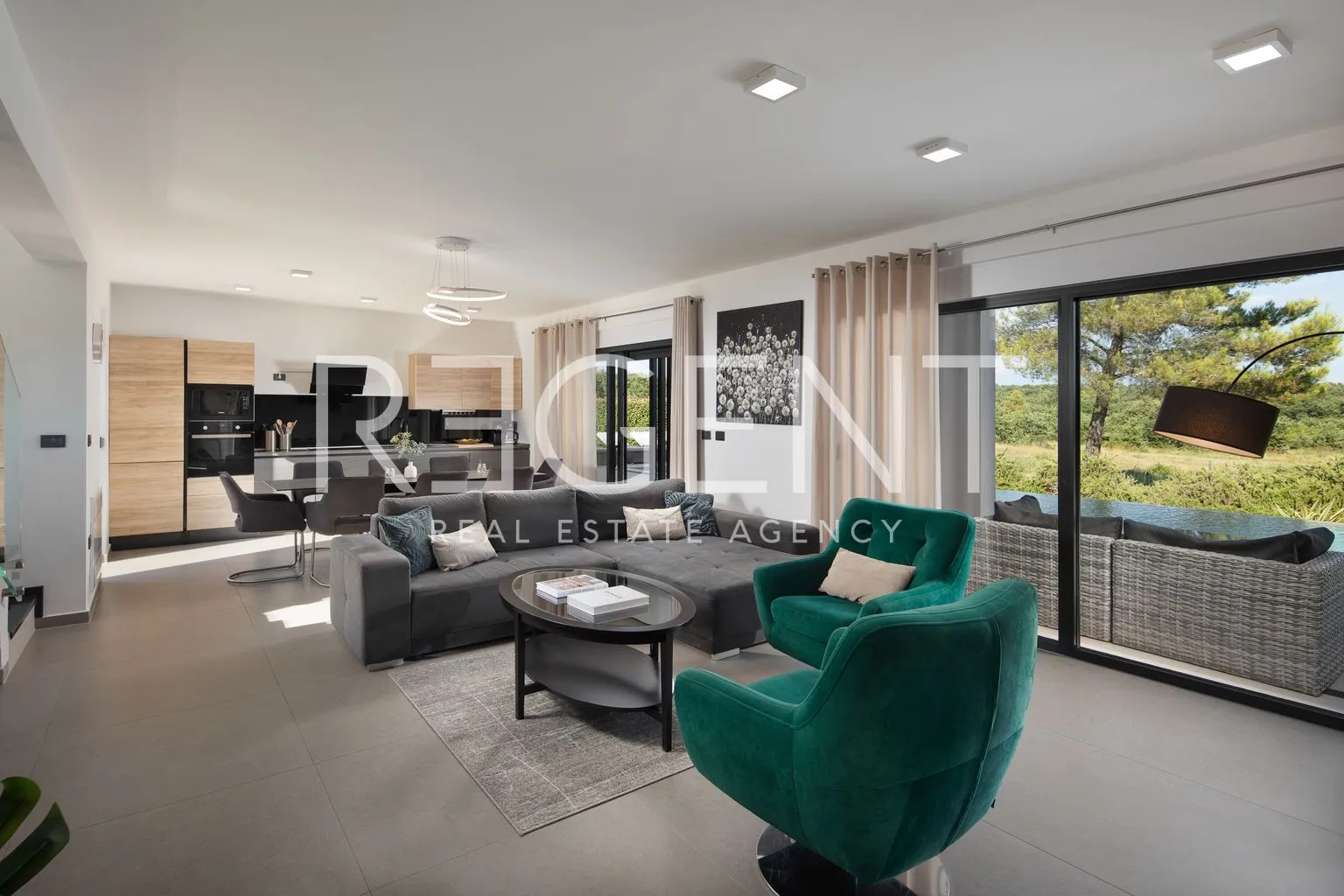 vila 250 m², vodnjan-okolica — bazen 78 m², okućnica 1600m2 - slika 9